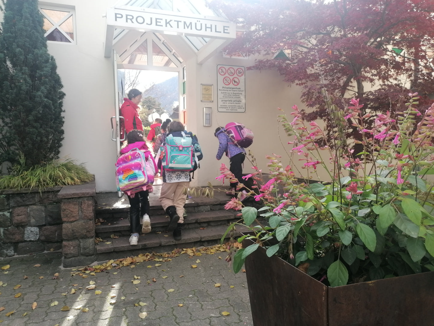 SPENDEN FÜR LIFEACADEMY
